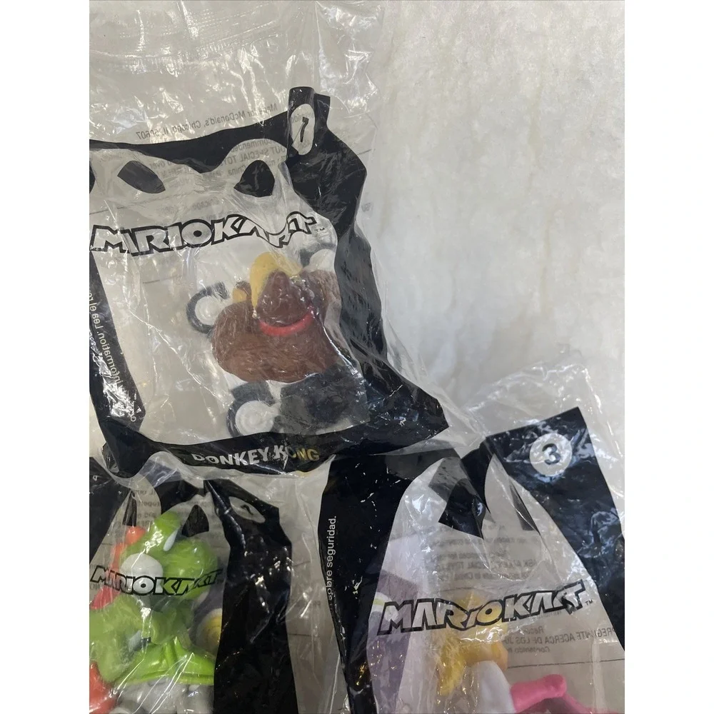 McDonalds Mario Kart Mini Figure Lot Of 3 Donkey Kong Yoshi Princess Peach New